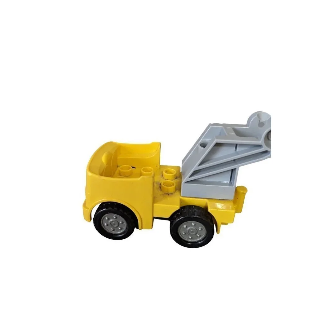 LEGO Duplo Tow Truck‎ Yellow Vehicle with Hook and Traffic Light Brick - Picture 5 of 7